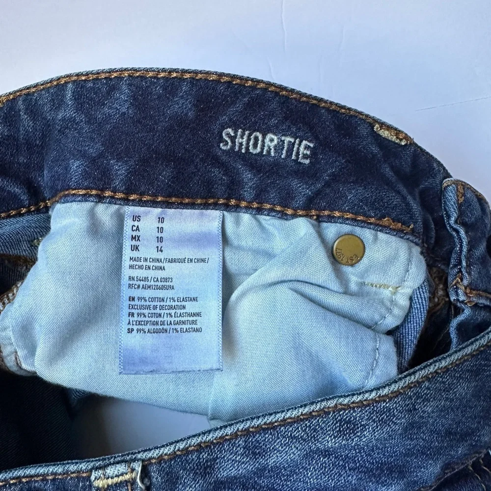 American Eagle Outfitters Blue Jean Shorts Women’s Sz 10 Super Stretch 5 pockets